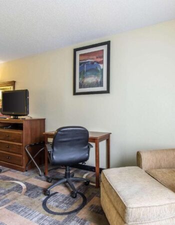 Quality Inn & Suites Memphis East
