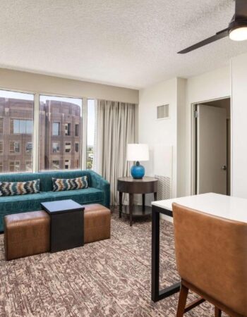 DoubleTree Suites by Hilton Austin Downtown Capitol