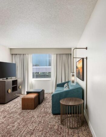DoubleTree Suites by Hilton Austin Downtown Capitol