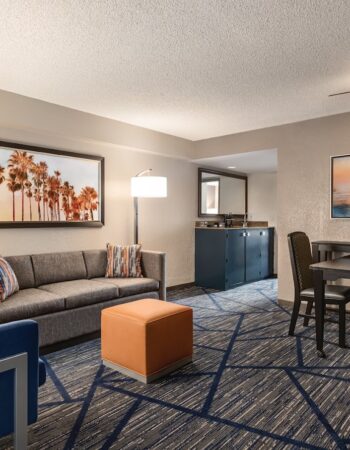 Embassy Suites by Hilton Miami International Airport