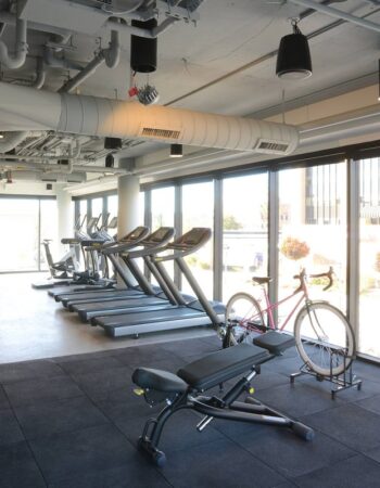 Moxy Denver Cherry Creek