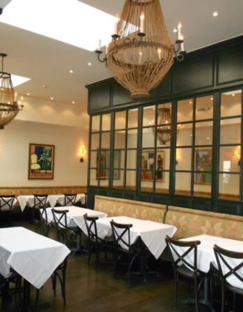 Alvin & Friends, Restaurant