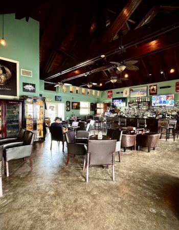 Aromas Cigar & Martini Bar