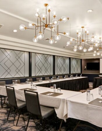 Embassy Suites Minneapolis Airport