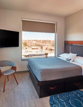 Moxy Denver Cherry Creek