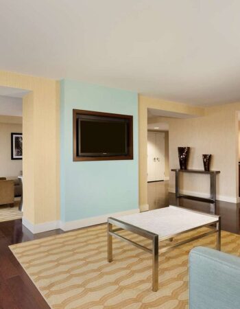 Embassy Suites by Hilton Boston Waltham