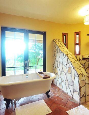 Elephant Plains Lodge Uganda
