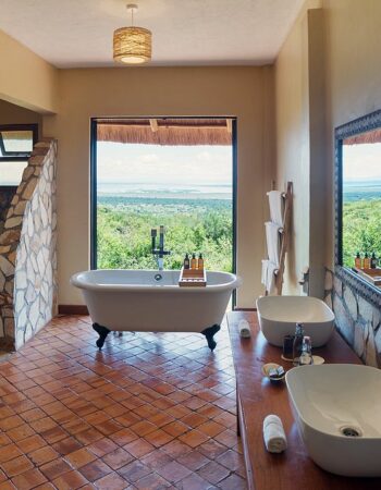 Elephant Plains Lodge Uganda