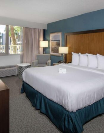 DoubleTree by Hilton Hotel Jacksonville Airport