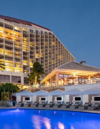 Naples Grande Beach Resort, CA