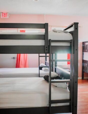 Wanderstay Houston Hostel