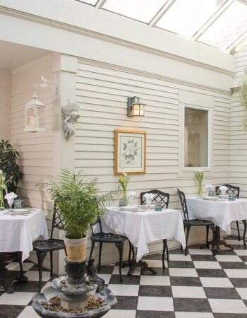 Captain Farris House B&B – South Yarmouth, MA