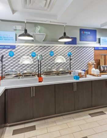 Holiday Inn Express & Suites, Picayune, MS