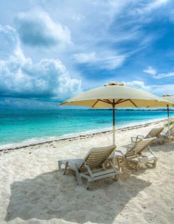 Grace Bay Beach Ocean Villas – Gardenia Villa